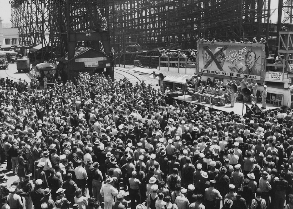 1946: First session of the United Nations